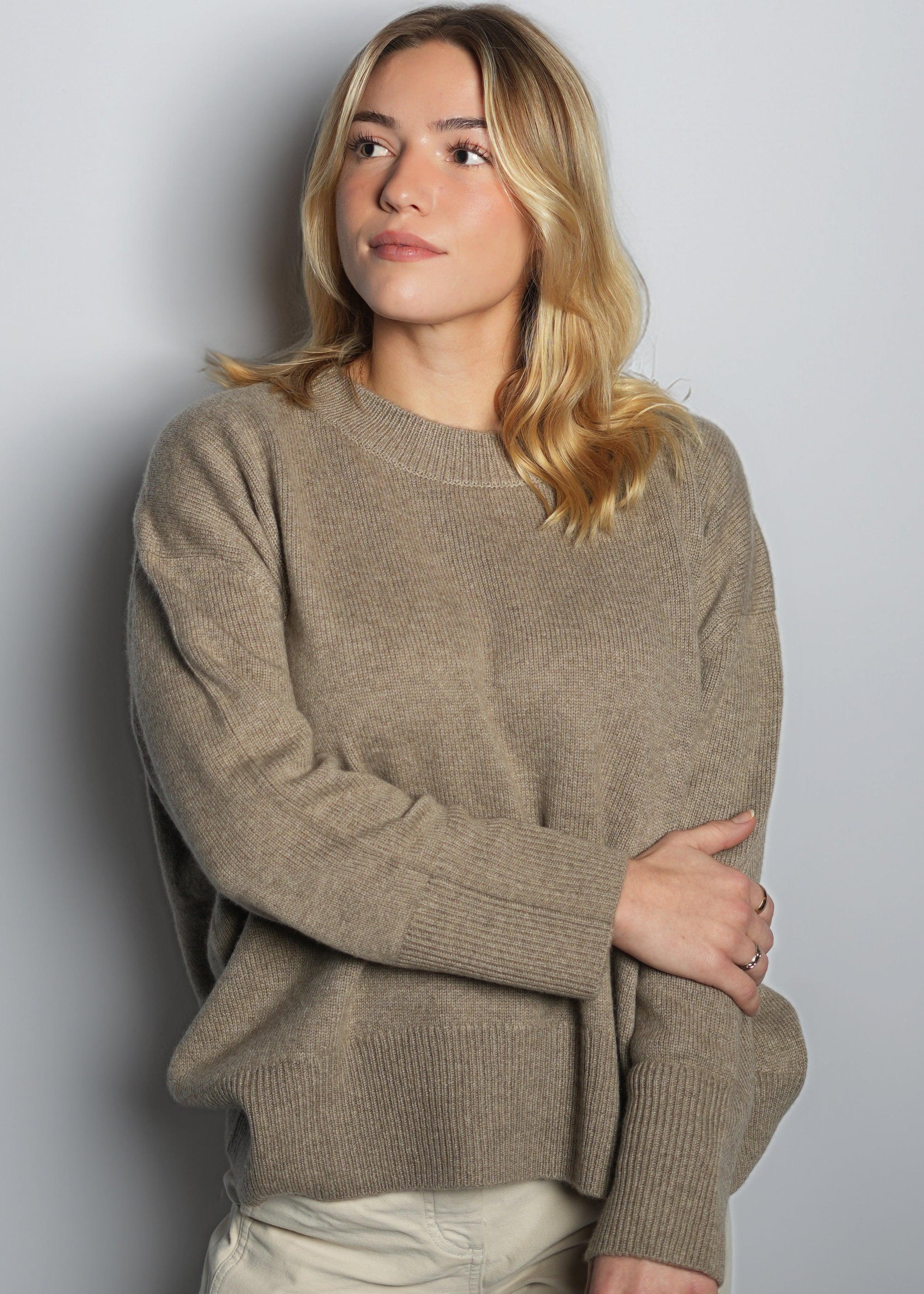 Relaxed-Fit Cashmere Sweater - Kashme